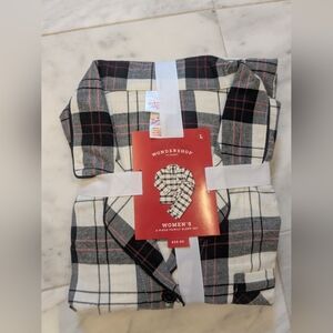 Wondershop Women's Black and White Plaid Pajama Set